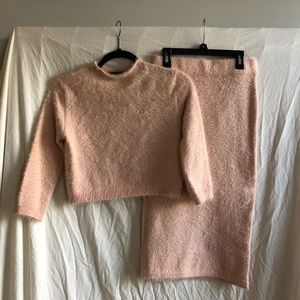 Gianni Bini Pink sweater set